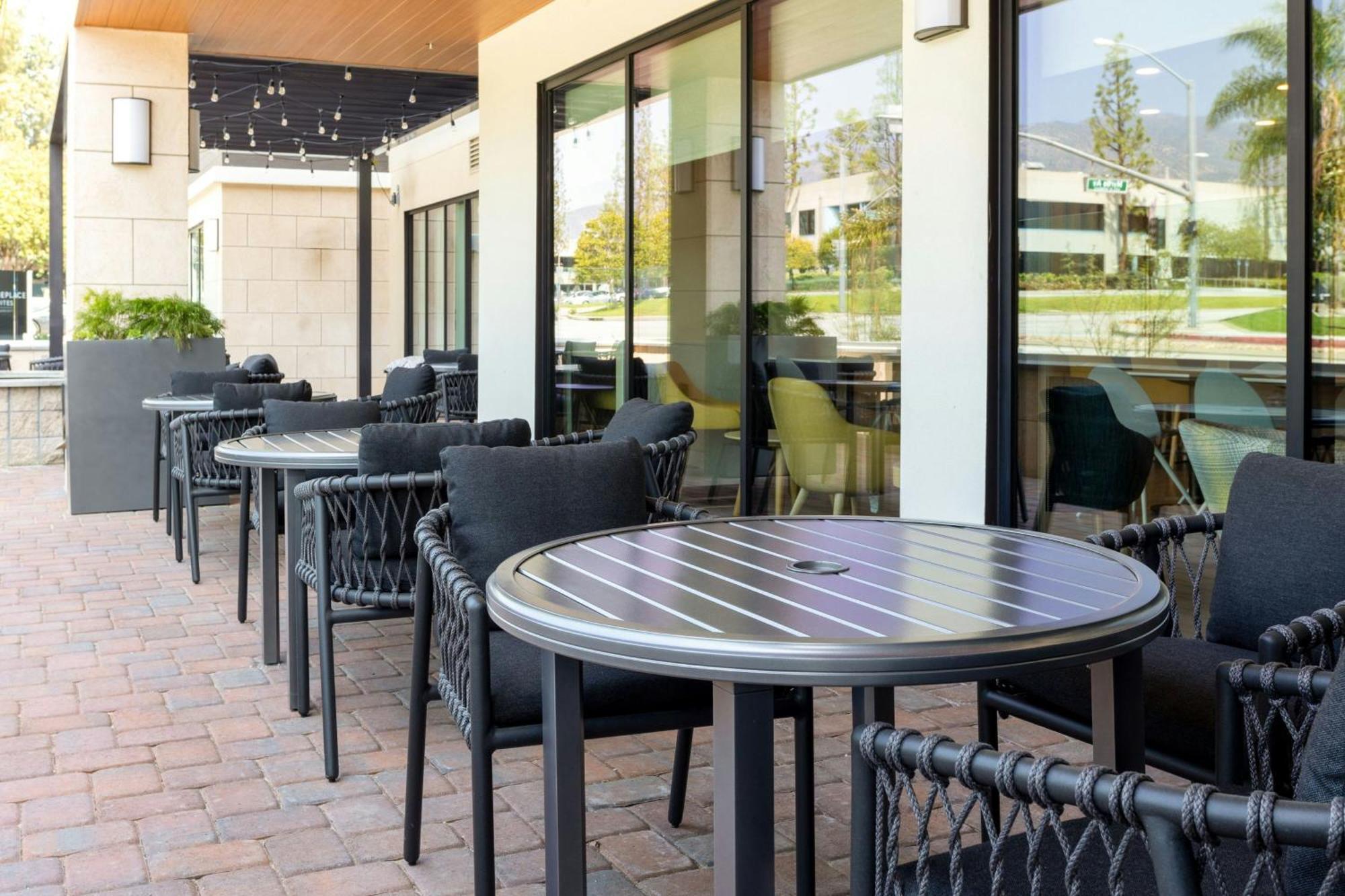 Towneplace Suites By Marriott Monrovia Exterior foto